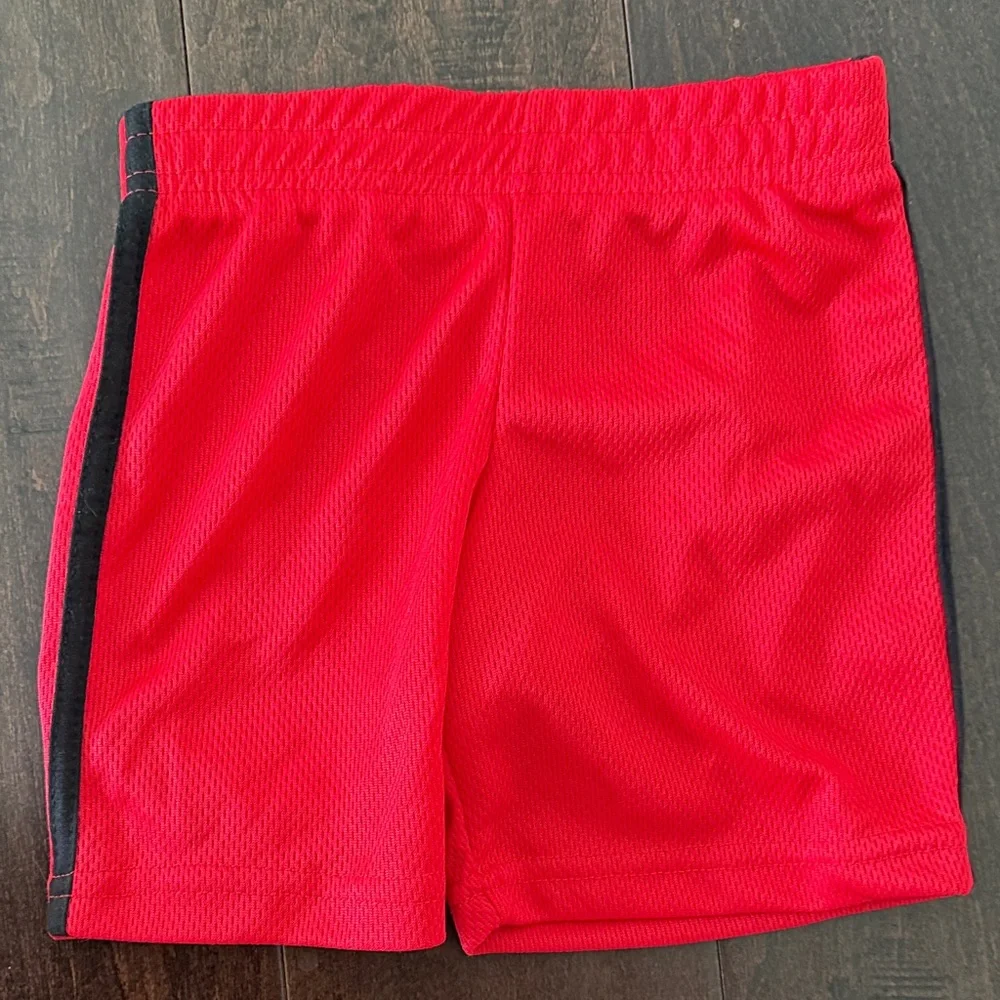 NWT Disney Junior Mickey Mouse Graphic Tank Top and matching short set